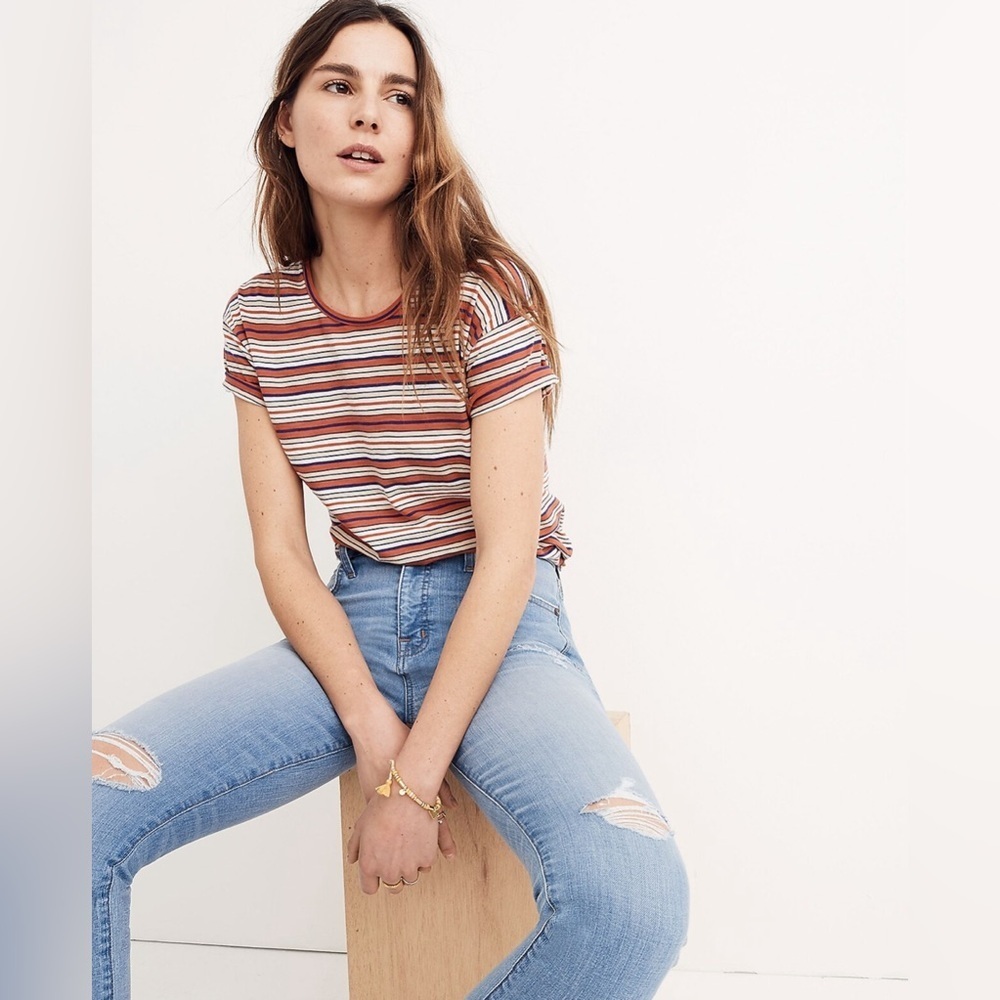 Madewell 9" High Rise Skinny Jeans in Ontario Wash: Distressed Hem‎ Edition 27 - Picture 2 of 16